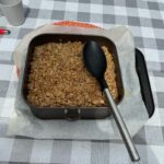 Tania Llasera Instagram - Mayo de comienzos y muy bien acompañada. Familia de @leireurzaiz y mi primera paella chispas y mi pastel crumble número 1000. Jajajaj. Feliz en el campo. #camptania