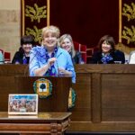 Tania Llasera Instagram - Un dia para no olvidar nunca. Impresionante. Ayer 1 de marzo feliz y muy nerviosa, di un discurso sobre #LaConciliacion para La Junta Extraordinaria de Mujeres Electas y La Casa de Juntas de Gernika. Que alegría me dió que hasta las músicas eran mujeres con txistu. Orgullosa de ser vasca y de que las mujeres de Euskal herria me hayan elegido a mí para algo tan importante. #orgullo #euskalherria #emakumeaklehenorainbeti #44 #esponTANIA