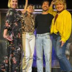 Tania Llasera Instagram - La historia es larga: la hermana de mi ex novio Ali, iraní y residente en Suecia, me avisó hace unas semanas de que estaría en Madrid y quería ver un espectáculo de flamenco… Mirad yo entiendo de flamenco como de vino, poco pero me flipa. Pues me la he llevado a ver flamenco, el mejor claro, donde siempre se superan…en el @corralmoreria aquí con Marta Gálvez que es maravilla, y con David Coria, en una propuesta diferente, con un celo, un grande…qué potencia y qué fuerza!! Sin aire nos dejó. Mi Elnaz estaba FELIZ y yo más. Después de no vernos en 22 Años, gracias a las redes sociales, sabemos de nuestras vidas y nos escribimos mucho, yo la admiro, y al verla fue como si fuese ayer.
