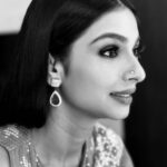 Tanishaa Mukerji Instagram – Oof but some people 😂 #honesty & #selfreflection #trendingaudio #trendalert #midweekvibes