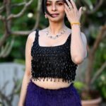 Tanishaa Mukerji Instagram – The Royal Princess and her love for amethyst🔮🔮🔮🔮

In frames – @tanishaamukerji 
Stylist – @styledbyparikshaat 
Outfit – @mirpurimaheka 
Photographer – @araalexanderofficial 
Shoes – @veruschkabypayalkothari 
Jewellery – @gehnajewellers1 

#TanishaMukerji #Bollywood #StyleFile #Diva #Fashion #PrincessVibe #Amethyst #Purple #Fashionista #AwardNight #IndianCouture #BollywoodStyle #FashionPhotography #Mumbai #India #StyleInspiration