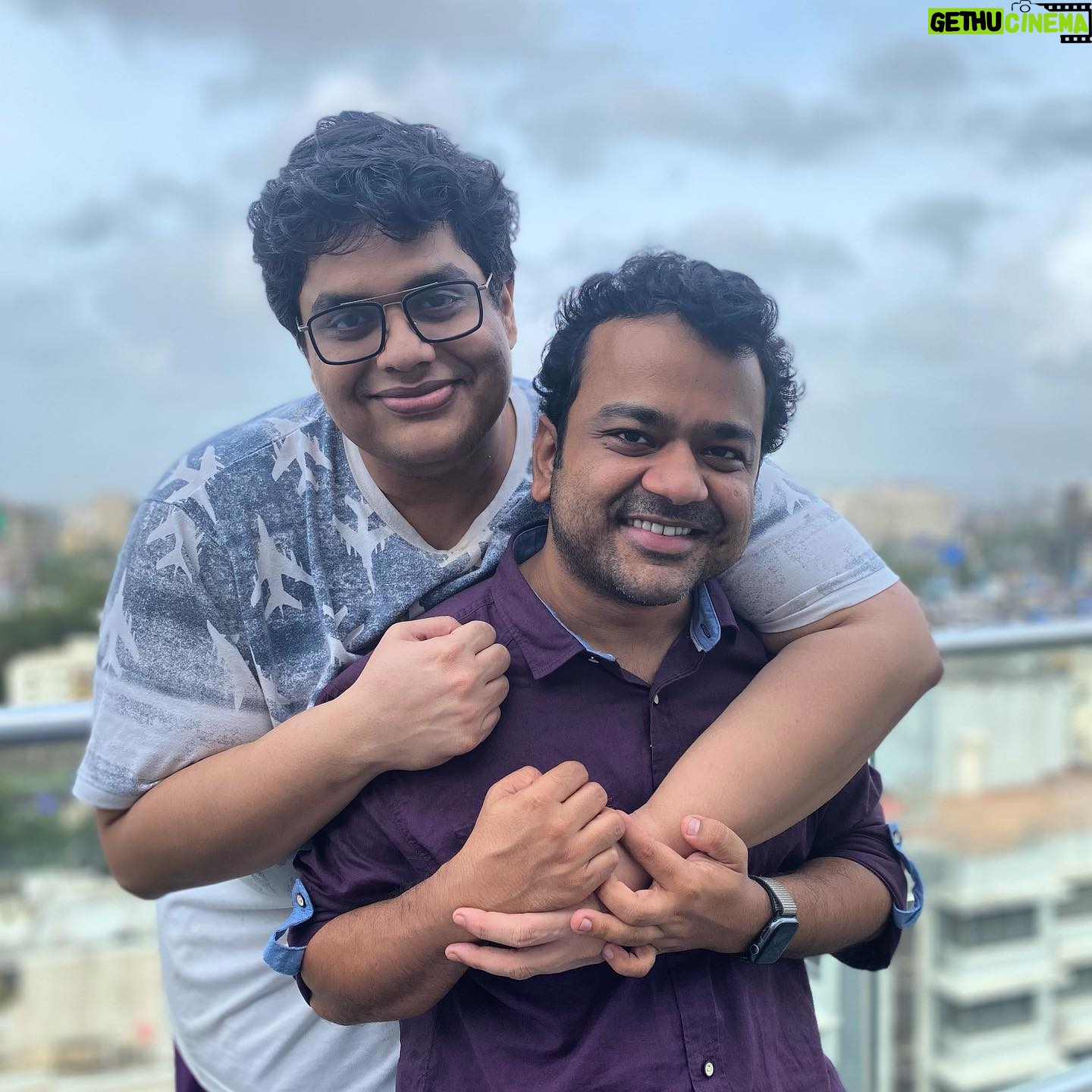 Tanmay Bhat Instagram - This word was first used in 1646, a noun, derived from the Latin word Confîdere meaning “to put ones trust in” What word are we talking about? @randomvarun