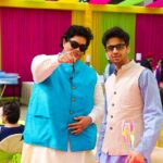 Tanmay Bhat Instagram – Me – pointing at a baingan 

@mojorojo