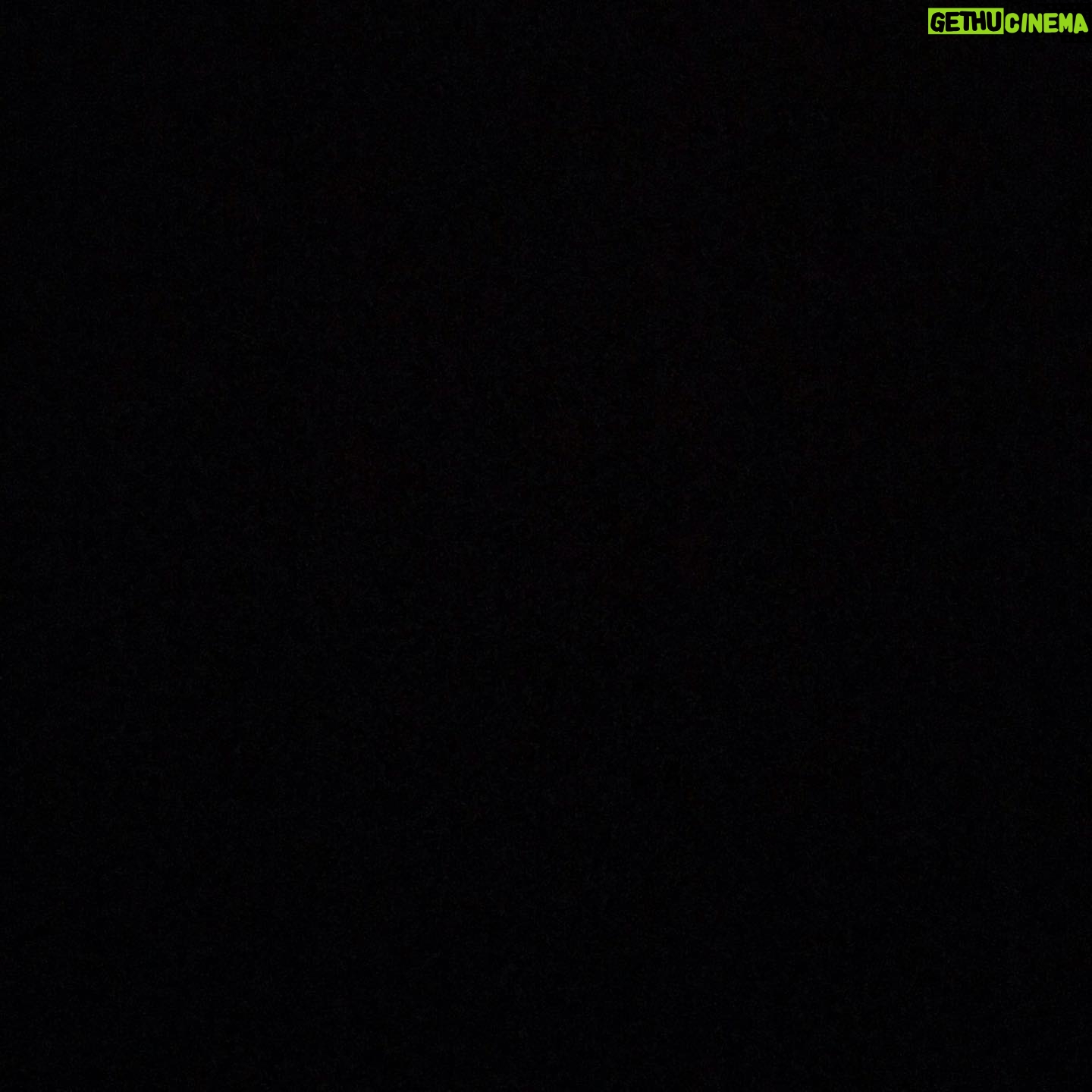 Tannaz Tabatabaei Instagram - . تسلیت ایران🖤🙏😓 . هر روز دلم بِه زير باری دگر است در ديده من ز هجر خاری دگر است من جهد همي كنم، قضا مي گويد . بيرون ز كفايت تو، كاری دگر است . #حافظ #تسلیت_ایران #ps752 #کرمان_تسلیت