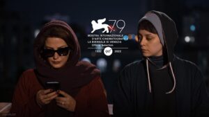 Tannaz Tabatabaei Instagram - .
تبریک به آرین وزیر دفتری عزیز و همه همکارانم در فیلم بی رویا❤️🙏
نخستین نمایش بین‌المللی «بی‌رویا» در جشنواره ونیز

با اعلام رسمی «آلبرتو باربرا» مدیر جشنواره‌ی فیلم ونیز نخستین نمایش بین‌المللی فیلم سینمایی «بی‌رویا» به نویسندگی و کارگردانی آرین وزیردفتری و تهیه‌کنندگی مشترک سعید سعدی و هومن سیدی، در بخشِ رسمی «افق‌های گسترش‌یافته» هفتاد و نهمین جشنواره بین‌المللی فیلم ونیز خواهد بود. 
بخش افق‌های گسترش‌یافته از بخش‌های رسمی جشنواره‌ی ونیز است که از سال گذشته راه‌اندازی شده و تعداد محدود حداکثر ده فیلم بلند در ژانرهای متنوع برای کسب جایزه‌ی بهترین فیلم از نگاه تماشاگران در آن رقابت می‌کنند. به گزارش وب‌سایت رسمی جشنواره ونیز معیار انتخاب فیلم‌ها در این بخش ارائه نوآوری و اصالت خلاقه برای ارتباط با مخاطبان هدف هر فیلم است. 
بی‌رویا اولین ساخته‌ی بلند وزیردفتری است که روایت‌گر قصه‌ای درباره‌ی هویت است و طناز طباطبایی، صابر ابر و شادی کرم‌رودی بازیگران اصلی آن هستند. این فیلم پیش‌تر در بخش مسابقه‌ی چهلمین جشنواره‌ی فجر به نمایش درآمده بود و در بخش‌های بهترین فیلم اول، بهترین بازیگر نقش اول زن و بهترین بازیگر نقش مکمل زن نامزد دریافت جایزه شده بود، که طناز طباطبایی موفق به کسب سیمرغ بلورین بهترین بازیگر نقش اول زن در این جشنواره شد. هم‌چنین حقوق پخش جهانی این فیلم سینمایی پیش‌تر توسط کمپانی «پیکچر تری اینترنشنال» خریداری شده و پخش و فروش این فیلم بر عهده‌ی این کمپانی معتبر آلمانی است. 
گفتنی است هفتاد و نهمین جشنواره فیلم ونیز که قدیمی‌ترین جشنواره‌ی بین‌المللی فیلم در جهان است، از 31 اوت تا 10 سپتامبر برابر با 9 تا 19 شهریور ماه در شهر ونیز ایتالیا برگزار خواهد شد. 
@arian_vazirdaftari 🌟🌹
@houman_seyedi 
@saberabar 
@shadi_karamroudi 
@rezadavoodnejad 
@alireza.barazandeh 
@rashiddaneshmand 
@elham.moienn 
#محسن_نصراللهی 
@azimfarayen
@saghi.sohrabmanesh 
@mohamadbadrloo 
@fadak.film 
@labiennale 
#labienaledivenezia