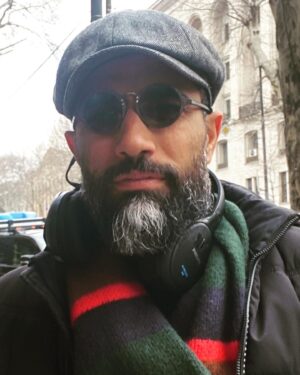 Tannaz Tabatabaei Instagram - .
محمد جان رفيق و برادر عزیزم
.
جهان تو پراز شوق پریدن تا بی نهایت آرزوهایت و نگاهت سرشار از شور زیستن و قلبت لبریز از ذوق شفقت و مهربانیست 
و رفاقتت گوهریست برای من 
.
 پرواز بر فراز آسمان رویاهایت را
با دلی گرم و مملو از شعف و شادمانی آرزو می کنم
 .
تولدت مبارک🎉🎂🌹
.
امیدوارم از امروز بهترین روزهای عمرت شروع بشن

@mohammadkart 🥇💫🔥☄️
@yaghii_series 
#محمدکارت
#طنازطباطبایی