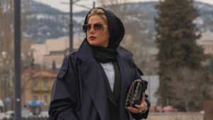 Tannaz Tabatabaei Instagram - .
طلا
 .
یاغی ❤️‍🔥🔥💫
@mohammadkart 
@seyedmaziarhashemi 
@mehdi.hoseininia 
@photo: @majidtalebi 
@yaghii_series 
#یاغی 
#طنازطباطبایی
