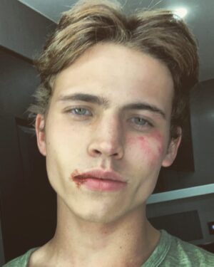 Tanner Buchanan Instagram - Love getting to be beat up on set