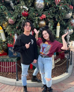 Tanner Buchanan Instagram - Rockin out during the holidays @disneyland

Thank you @disneyland for showing me the magic of @disneyparks and that it can indeed snow in sunny Southern California. 
#DisneylandHolidays
#DisneylandChristmas