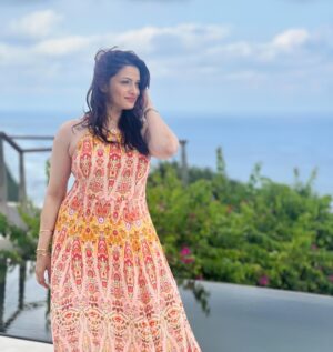 Tanushree Chakraborty Instagram - Sea princess… 👸🏻 

Photo by @subhasreechakraborty 
.
#sea #bali #sealife #beachlife #blue #family #friends #goodvibes #holiday