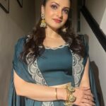 Tanushree Chakraborty Instagram - Festive season… 🥰 . Designer @devikachuriwal Hair @hairbymousami