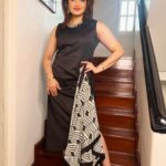 Tanushree Chakraborty Instagram - Black & white… @vivowestbengalofficial event Outfit @ohaskolkata