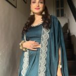 Tanushree Chakraborty Instagram - Festive season… 🥰 . Designer @devikachuriwal Hair @hairbymousami