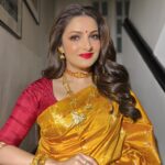 Tanushree Chakraborty Instagram - ❤️❤️.. Hair @hairbymousami Styling @rudra_saha_official @ummairafashions @mayukh_jewellery