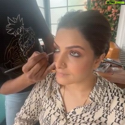 Tanushree Chakraborty Instagram - BTS from a fun Poila Baishakh shoot we did with the stunning #tnusreec Video: @tathagataghosh Makeup: Babusona Saha Hair: Priya Das Styling: Raj Banerjee Location: @bonnefemmeofficial #tnusreec #poilaboishak #lookbook #kolkata #noboborsho #calcuttatimes