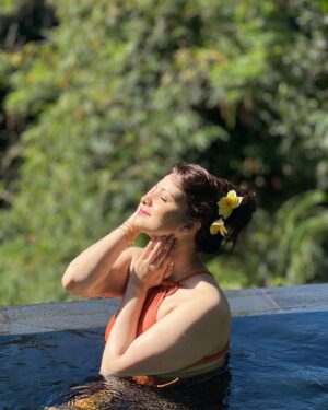 Tanushree Chakraborty Instagram - Reflection…

Photo by @subhasreechakraborty