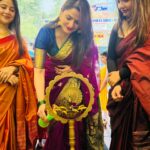 Tanushree Chakraborty Instagram - Happy Saraswati puja.. 🥰🙏 @rudra_saha_official @nandiniajker @decalogue_mgmt