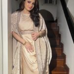 Tanushree Chakraborty Instagram - Born to be real, not to be perfect…. Styling @rudra_saha_official Outfit @ohaskolkata Hair @hairbymousami