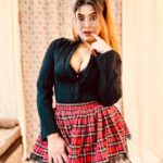 Tanya Chaudhari Instagram - Goooooood Morning Teacher 😘 . . . . . #goodmorning #teacher #nerdygirl #tanyachaudhari