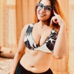 Tanya Chaudhari Instagram – Are you staring at me?
.
.
.
.
Joggers @hrxbrand 
Specs @lenskart 
.
.
.
.
#tbt #staringatme #specsy #explore #trendy #tanyachaudhari