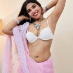 Tanya Chaudhari Instagram – Saree is my superpower 🔥
.
.
.
.
#ootd #saree #lucknowchikankari #gulabisaree #sareelove #desigirl #tanyachaudhari