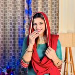 Tanya Chaudhari Instagram – Eid Ka Chand Mubarak 🌙
#chandmubarak #eid #eidmubarak #eidoutfit #tanyachaudhari