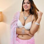 Tanya Chaudhari Instagram – Saree is my superpower 🔥
.
.
.
.
#ootd #saree #lucknowchikankari #gulabisaree #sareelove #desigirl #tanyachaudhari