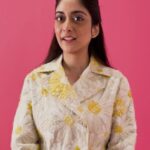 Tanya Maniktala Instagram – The ‘27 seconds’ Zillennial Takeover for our 27th Anniversary Special is here! Tanya Maniktala (@tanyamaniktala) showcases her versatility as an actor by displaying a wide range of emotions like a pro!
Life and purpose, Tanya learns, extends beyond personal gratification, serving a greater role in the larger scheme of things. Yet, the actor is not free from the clutches of fear—she still remains a work in progress. “Some days, terror still gets the best of me, but I press on.” Despite the fears, she’s grateful as she’s on the path of self-discovery and constant growth.
To read the full story, grab a copy of Cosmopolitan India’s 27th Anniversary issue, out on stands now.
Editor: Pratishtha Dobhal (@pratishtha_dobhal)
Digital Editor: Sonal Ved (@sonalved)
Videographer: Aalish Nathani (@aalishnathani)
Video Editor: Sanjana Ahire (@sanjanaaaaaaaaa_)
Photographer: Karan Sarnaik (@karan_sarnaik) at Fashot (@fashotindia)
Stylist: Palak Valecha (@_palakvalecha_)
Interview: Shubhangi Jindal (@shubhangi.jindal)
Coordinator: Craig D’moore (@__cra1g__)
Hair and Make-up: Richelle Fernandes (@makeupbyriiiiii)
Fashion Assistants: Smriti Mishra (@smritimishra.stylist) and Tarangini Goel (@taranginiii)
Hair and Make-up Assistant: Pinky Roy (@pinkyroy9467)
Location Courtesy: The Honest Studios (@thehoneststudios)
On Tanya (@tanyamaniktala): Handwoven recycled jacket and chequered silk schiffli lace pants, both Péro (@ilovepero)
#COSMOPOLITAN #ZillennialTakeover #27SecondsChallenge #Cosmopolitan27thAnniversary