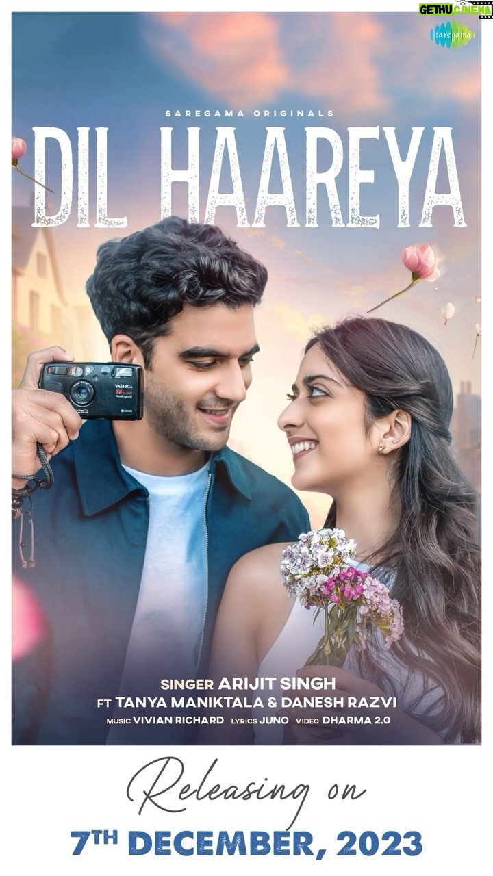 Tanya Maniktala Instagram - @arijitsingh ki awaaz and a tale of #LoveBeyondBorders ππ«Άπ»π₯° #DilHaareya releases 7th December on all major music streaming platforms πΆπ€© @tanyamaniktala @danesh.razvi @viviannrichard @junoversse @dharma2pointo #Saregama #SaregamaMusic #SongsbySaregama #DilHaareya #ArijitSingh #DaneshRazvi #TanyaManiktala #Music #Feature #Explore #ExplorePage Arijit Singh, Bollywood, Love, Music