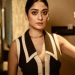 Tanya Maniktala Instagram – Styled by @manekaharisinghani
Outfit by @alicemccallptyltd
Hair by @hnmbysnehal
Makeup by @makeupbydp18
Pictures by @ychips