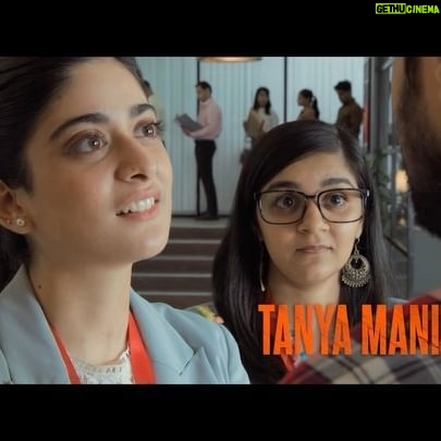 Tanya Maniktala Instagram - TRAILER of #MUMBAIKAR Mumbai ki iss bhaag daud mein, kya ek galat kidnapping laayega in sab ki life mein twist? #MumbaikaronJioCinema streaming free, 2nd June @vikrantmassey @actorvijaysethupathi @hridhuharoon @imsanjaimishra @ranvirshorey @tanyamaniktala @sachinskhedekar @sivan_santosh #JyotiDeshpande @riyashibu_ @officialjiostudios @jiocinema @hr_pictures @timesmusichub