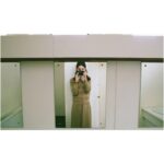 Tanya Reynolds Instagram - The Baby is due tonight on @hbo 😈 This is Helen. 🔪 It is honestly one of the most thrilling, clever, unique, funny and devestating scripts I have ever read. (UK, keep your eyes peeled for it's arrival on @skytv...) 👶 #TheBaby #nikonf3 #kodakportra400 #filmphotography