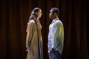 Tanya Reynolds Instagram - A Mirror 🪞 @almeida_theatre until 23rd sept. 
Written by @samanthaholcroft
Directed by @jerherrin
Photos - @marcsbrenner