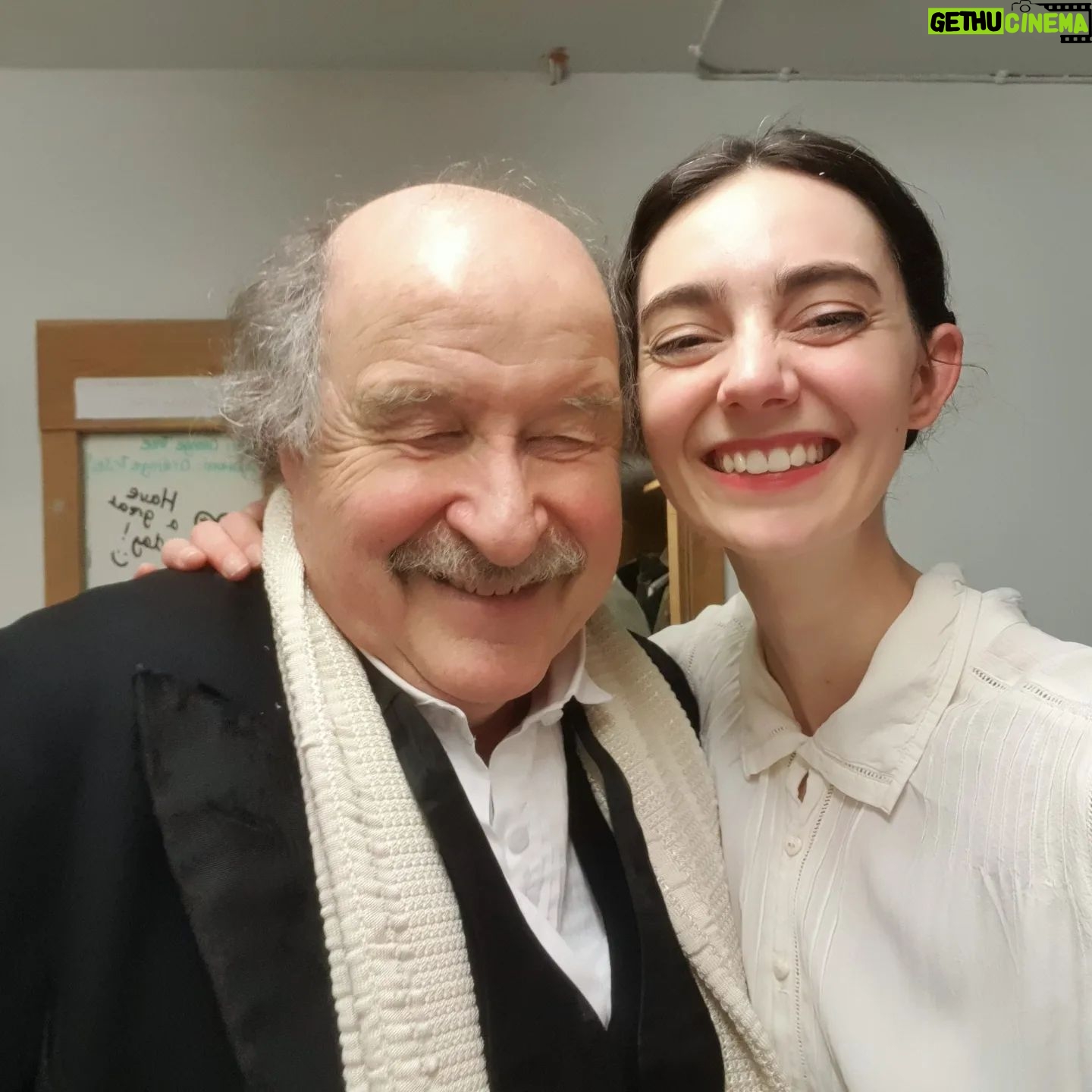 Tanya Reynolds Instagram - We came, we Stooped we Conquered. Incredibly grateful for the chance to play the iconic Kate Hardcastle at the wonderful @orangetreetheatre with such an expert company. Thankyou everyone who came and had a right ripping laugh with us. A total joy.