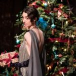Tanya Reynolds Instagram - Delighted by the response to She Stoops to Conquer at @orangetreetheatre after our first week 🍻 6 more weeks to go and i wonder how many more ways i can suggestively dust a gramophone... Beaut production shots by @marcsbrenner