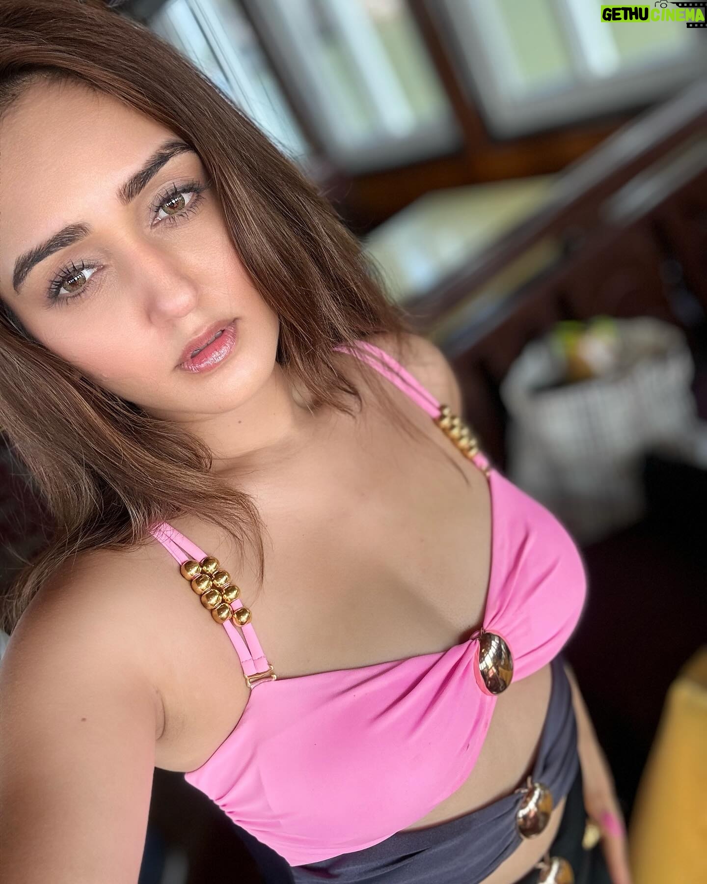 Tanya Sharma Instagram - Enroute heavens cave ✨💕 . . { vietnam , travel , caves , explore , resort wear } #vietnam #travelgram #traveladdict #instafashion #love #grateful #tanyasharma