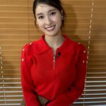 Tao Tsuchiya Instagram - 驚くほど暖かかった今日の東京！ なんと春一番が吹いたようですが、 明日は急に寒くなるみたいです。 寒暖差で身体がビックリしないよう、 どうかお気をつけて下さい…！ . 自然の影響と闘い続けている地域の方々は おつかれが溜まっていることと思います。 交通が少しずつ復旧していることが 報道されましたが、 まだまだ踏ん張らなければならないことが 本当にたくさんあると思います。 どうか、お身体だけは 大切になさってください。 これからも心を送り続けます。 . 昨日のバレンタインデーは どんなふうに過ごされましたか？ 私は本当に嬉しいことに 都内で行われた映画「マッチング」の トークイベント付きバレンタインデー特別試写会に 出席させていただきました！！！ . 書きたいことがたくさんあるのですが、 ちょっとあわただしくしていて 書くことが出来なかったので、 まずは今日のお知らせを！！！ . 2月15日、これからの夜10時から ＃TBS系列 にて放送されます 『櫻井・有吉 #THE夜会 』 スターできる？できない？　#夜会カジノ に 出演させていただきます！ . #映画マッチング チームの一員として いろいろ挑戦してまいりました！ 今日のマッチングチームは、 #斉藤由貴 さん、#杉本哲太 さん。 心強いです！ 予告を観ると #有村架純 ちゃんも 『関西名物粉もん三番勝負』に挑戦していて 可愛くて困りました。 . 観て下さる方々も一緒に予想してくださると 豪華賞品がゲット出来るかも、とのこと。 テレビを観ることが出来る環境にいらっしゃるかたは、 これからの夜、ぜひご一緒出来たら嬉しいです。 . 一緒に頑張ってくれた衣装はこちら！ もうひとつ素敵な衣装と出会えたので、 その写真は明日…！ . outfit,boots @adeam accessories @blanciris_official