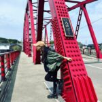Tao Tsuchiya Instagram - . こんばんは😊 今日も1日本当に暑かった💦 家の中にいても窓の近くまでいくと 外から暑さが滲んでくるように感じました😱 夜は少しでもゆっくりしてください🙏💦 . 朝の続きで 夏休みシリーズの能登篇を🌻 朝は魔女姫さまになりましたが 今回は「まれ」のオープニングで使われた 大きなケーキと一緒に🎂 . このケーキ、正面からの姿は オープニングで見慣れていたのですが 横から見ると 食材がたくさん使われているのが分かるんです💡 美味しいものの多い能登らしいケーキだなと あらためて思います🍰 . この「いろは橋」は 「まれ」オンエアのあと補修され、 もともと輪島塗をイメージした赤が さらに美しくなりました✨️ 「いろは橋」の近くには 「輪島ドラマ記念館」があって 「まれ」で使われたロケセットなどが 展示されているのですが、 なんと入場無料😳✨️ なのでぜひ、あと少しの夏やこれからの秋、 どこに行こうかな？と考えているかたは 能登に遊びに来て下さい🥰💕✨️ . なんだか「まれ」の話をしていると 能登に住んでいるような気持ちになってくるので 不思議です😆✨️ . 奇しくも今は輪島大祭の頃✨️ 素晴らしい時間となりますように😌🙏✨️