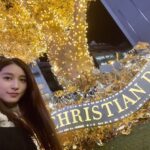Tao Tsuchiya Instagram - . 今日はクリスマスイブ✨🎄✨ 母方の祖母の家がクリスチャンだからか 毎年、少しだけ特別な思いをもって過ごしてきた日です🌟 今年はライフステージが変化して 家族との時間の過ごし方も変わりましたが クリスマスが思い出深い時間になることは 変わらないような気がします😊 願わくば世界中の子どもさんたちが 明日の朝を心から楽しみにするクリスマスイブでありますよう🎅🎁🍀 Best wishes to you and your family during this holiday season.🌟 . ディオール　ホリデーポップアップは いよいよ明日までとなりました🦋✨️✨️ お招きいただいた時の写真は昨日に載せてしまって 今日の写真はプライベートで行った時のもの💡 スタッフの方々にいろいろお話を伺って ステッチひとつとっても 歴史や想いが込められていることを知り ものすごく感動しました😌✨️✨️ またいつか魔法の場所に出会えますように🕊🍀✨️