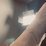 Tao Tsuchiya Instagram - . 東京は少し寒そうな空ですが 移動中に桃や梅の花を見かけることも増えて 少しずつ春が近づいているんだなと 実感しています。 大変な状況が続く地域の方々に どうかホッと出来る春が1日も早く来ますよう 心から願っています。 . そんな今日は、 私にとって大切な日になりそうです。 本当は別々のことなので 別々にポストしたほうが良いのだと思うけれど たぶんドタバタするので一緒に伝えますね。 . 先程 #ヒルナンデス を観て下さった方々、 本当に本当に本当にありがとうございます！！！ これから #映画マッチング の 大ヒット御礼舞台挨拶に登壇させていただきます！ 場所は、思い出深いTOHOシネマズ六本木ヒルズ。 最初にプライベートで来たのは 「のだめカンタービレ」を観るためだったかな？ 上の階のスクリーンから 夜、エスカレーターで降りる途中に すごく美しい東京タワーが見えるのですが、 なんて凄い映画館なんだ…！と圧倒されました。 その場所で 「大ヒット」の御礼の舞台挨拶が出来るなんで…！ 本当に光栄だし、嬉しいです。 . こういった夢に辿り着くことが出来ているのは、 連続テレビ小説「 #まれ 」で 能登や横浜の方々からパワーをいただいたから。 今日3月5日に放送されます NHK音楽番組「 #うたコン　」は、 よる7時半から8時42分までの拡大版なのですが、 その中で、本当にひさしぶりに 「まれ」という世界と一緒に #大泉洋 さん…お父さんとお会いすることが出来ます。 撮影を開始して10年経った今、 「まれ」の主題歌「 #希空～まれぞら～ 」の合唱を NHKの音楽番組で聴くことが出来るなんて… . 能登の方々のパワーは、やっぱり凄いです。 応援しているつもりが、気付けば いつの間にか応援されている。 今までも、ずっとそうでした。 そして今も、こんな厳しい状況の中で、 歩みを進めている姿に勇気をいただいています。 今日は、その恩返しが少しでも出来たらいいな… . 能登はやさしや土までも、と言われるけれど 本当にあたたかい大好きな大切な能登。 空を通して、この願いが どうか届きますように…！！！！！