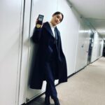Tao Tsuchiya Instagram - . 暑さと雨が大変な夏になりそうですが お元気でしたか？ . 今日は たくさんのことに思いを馳せ、 たくさんの感謝に包まれる一日となりました。 時間って凄いなと思います。 時間をかけなければ出来ないこと、 たどり着けないことは 本当にたくさんある。 でも 全部『はじめまして』と 『最初の一歩』からしか 始まらないんですよね…！ . 全部を今は書ききれないけれど、 いつかゆっくり 書くことが出来たらいいなと願ってます。 . そして、 今日はこれから #警部補ダイマジン 第２話のオンエア！！！ #テレビ朝日 系列で23時15分から、 私もリビングでスタンバイしてます。 七夕夕夏がどんな人か、 少しずつ見えてくるかも。 ぜひ！夏の夜のひとときを ご一緒出来たら嬉しいです！