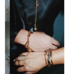 Tara Basro Instagram – Salah satu scene favorit aku dari music video Sal Priadi “Semua Lagu Cinta” adalah adegan perkawinan ini. Khusus untuk dressnya aku sangat berterima kasih kepada @syifanurafantin yang sudah mau merealisasikan ideku, betul2 pas pertama kali liat terharuuuu. Jewellery dari @tiffanyandco yang aku pakai juga langsung bikin bridal look ini terlihat makin bold. Make up & hair elevates the whole thing! Absolutely in Love 🤍

Make Up by : Aditya @vagueskin 
Assisted by : @devianaiwan 
Hair by : @thereal.ekahair 
Wardrobe : @syifanurafantin @_kenakan 
Assisted by : Abiseka & Yasmin
Jewellery : @tiffanyandco 
Nails : @capriques 
Pictures by : Eivan Prabowo & Riki

 #TiffanyLock #LockWithLove 

Special Thanks to 
RUCI Art Space
Milari, Duo Exhibition oleh Hedi Soetardja dan Made Wiguna Valasara