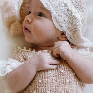 Tara Lipinski Instagram - Ooohhh my goodness. We got some pics back from Georgie’s newborn shoot. 💕

How many pics of Gigi is too much? Sorry in advance! 

Thank you @jennyquicksall for the most magical memories. 

#ivf #infertiltityawareness #surrogacy #newbornphotography #newbornphotographer #newbornphotoshoot
