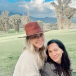 Tara Lipinski Instagram – A weekend filled with laughs til my belly hurt, dancing, eating, girl talk and lots of wine! Love you gals ❣️

#ojaigirlstrip #laughterisgoodforthesoul
