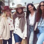 Tara Lipinski Instagram – A weekend filled with laughs til my belly hurt, dancing, eating, girl talk and lots of wine! Love you gals ❣️

#ojaigirlstrip #laughterisgoodforthesoul