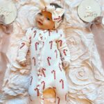 Tara Lipinski Instagram – Georgie and all her cute faces are making our holiday season happier than ever. 🎄🤶
#2montholdbaby #newborn #2monthsold #babygirl🎀