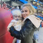 Tara Lipinski Instagram – My little world traveler. The passport picture cracks me up. 
Little one just hitting up all the big skating events Nationals ✔️ Worlds✔️ I love showing her my world. 🧊

#worldsmtl24 #figureskating #babytravel #baby #worldtraveler #mommyandme #girlmomlife