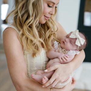 Tara Lipinski Instagram - Ooohhh my goodness. We got some pics back from Georgie’s newborn shoot. 💕

How many pics of Gigi is too much? Sorry in advance! 

Thank you @jennyquicksall for the most magical memories. 

#ivf #infertiltityawareness #surrogacy #newbornphotography #newbornphotographer #newbornphotoshoot