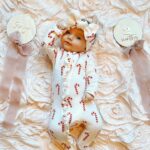 Tara Lipinski Instagram – Georgie and all her cute faces are making our holiday season happier than ever. 🎄🤶

#2montholdbaby #newborn #2monthsold #babygirl🎀