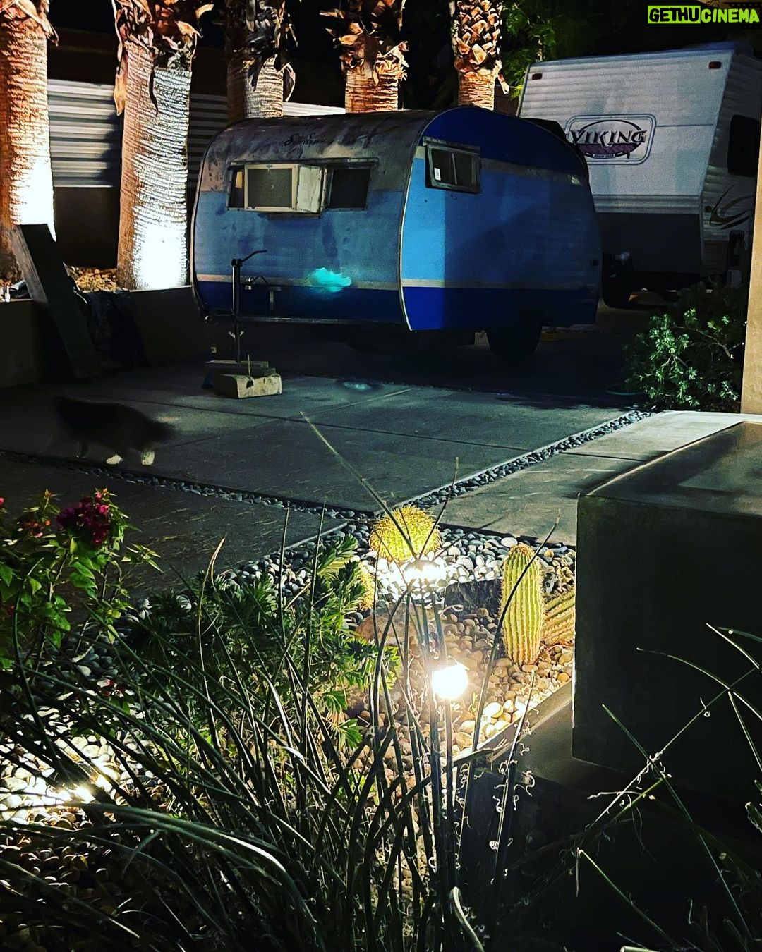 Taryn Manning Instagram - Perfect day with @i_am_mr_richard_oberle & @sean_desimone_casting thank you for setting up my new couch for me and welcoming my new trailer 🦋🌈❤️💕😘 #lovelife